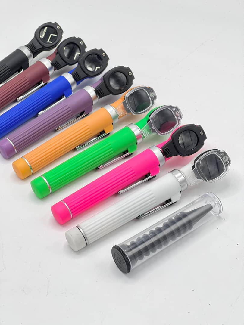 اتوسکوپ فایبراپتیک رنگی